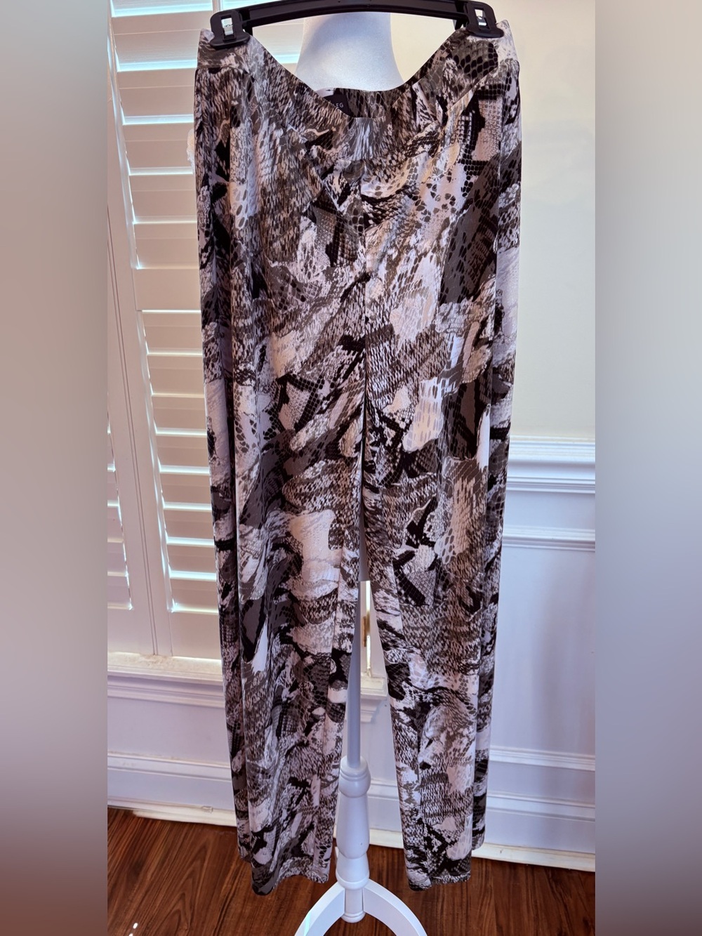 White House Black Market Black and White Snake-Print Wide Leg Pants